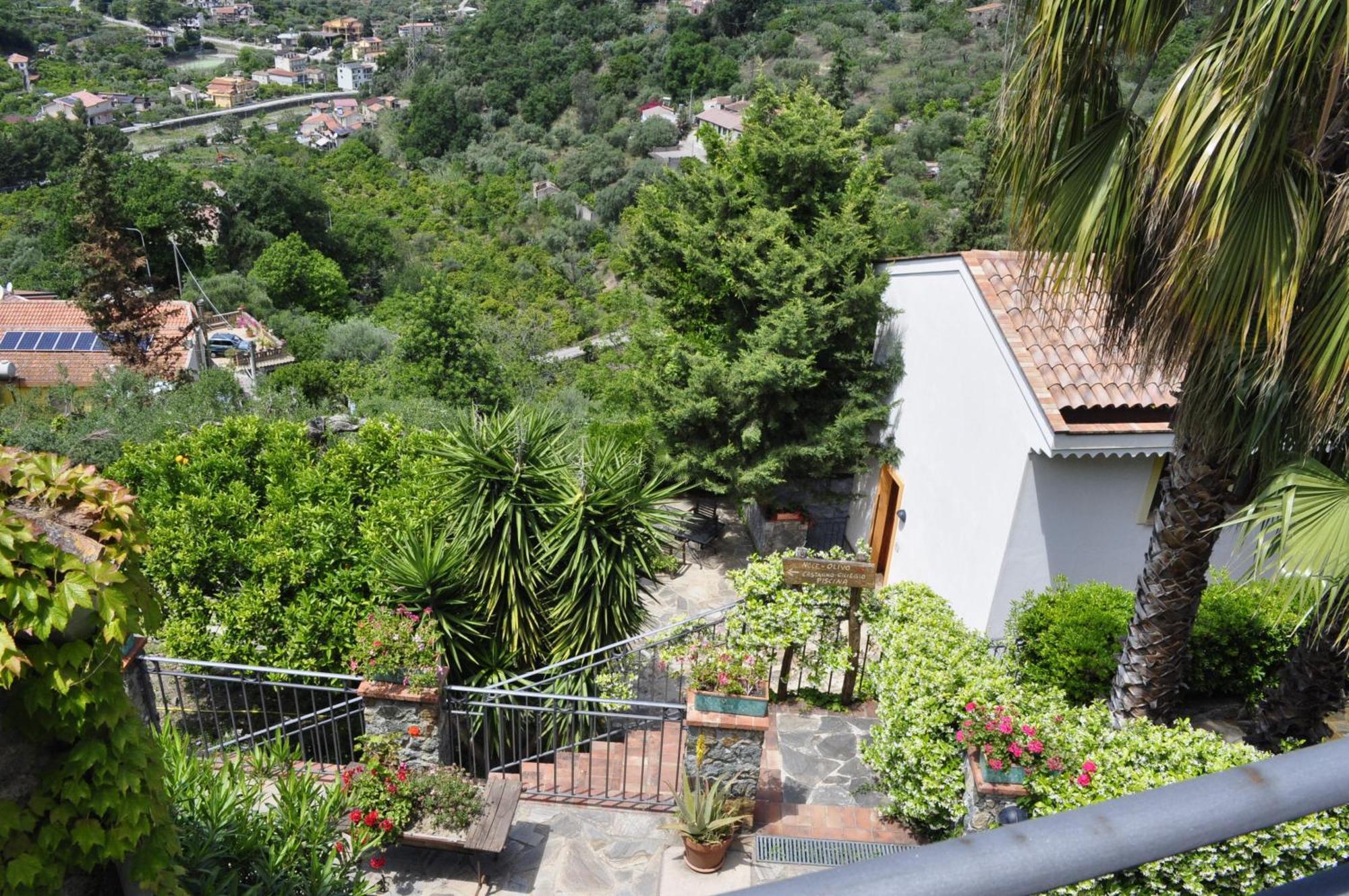 Отель Borgo San Francesco Джоиоза-Мареа Экстерьер фото